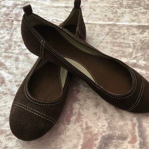 Brown Suede Flats-comfy 👣